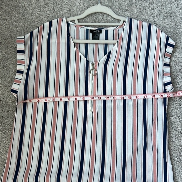 Women’s Striped V-Neck Top size L - Picture 4 of 5